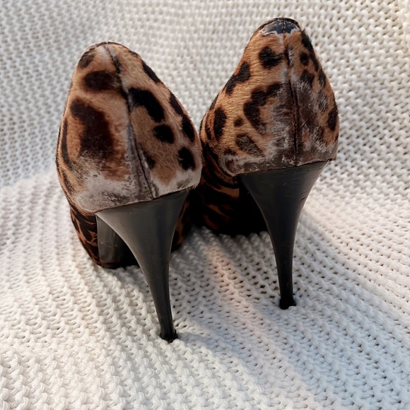 Fendi Ponyhair Peep-toe Pumps - Picture 4 of 7